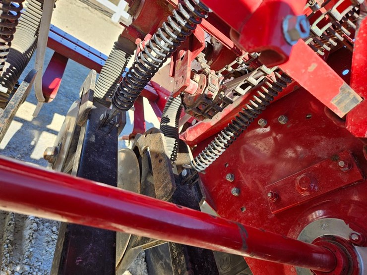 case-ih-5300-image-25