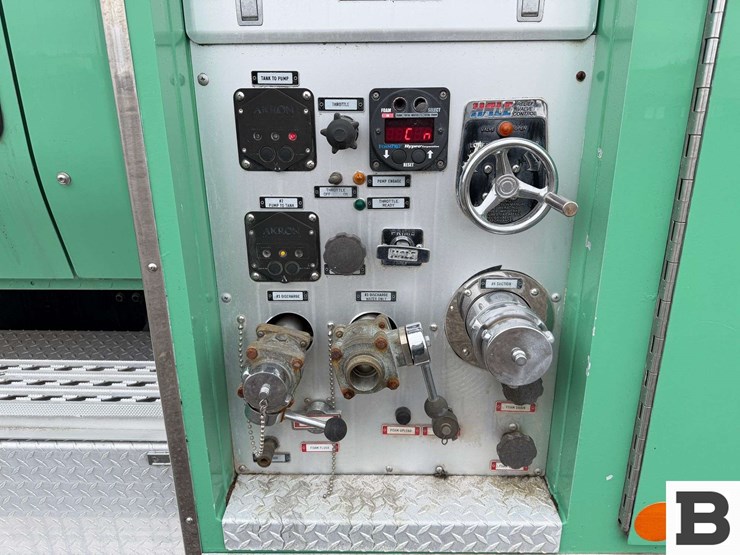 2005-international-7400-image-19