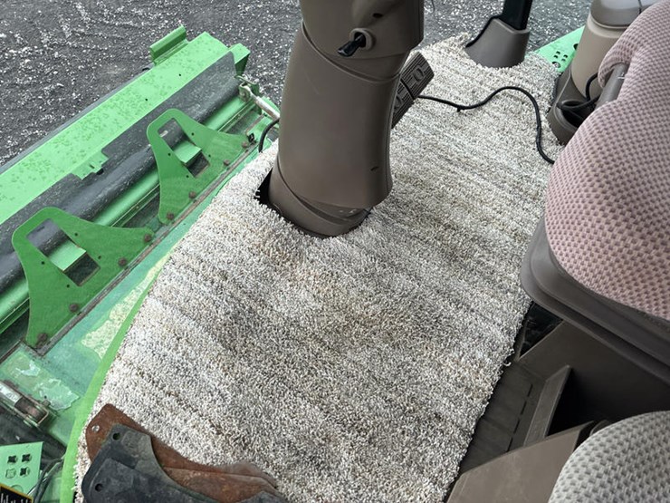 2014-john-deere-s680-image-101