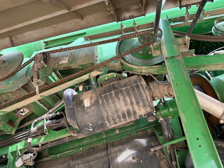 2020-john-deere-s770-image-48