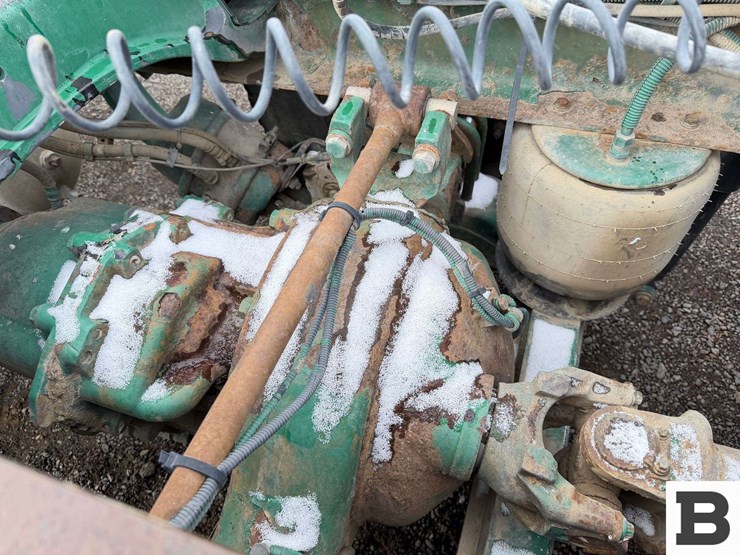 2009-peterbilt-384-image-20