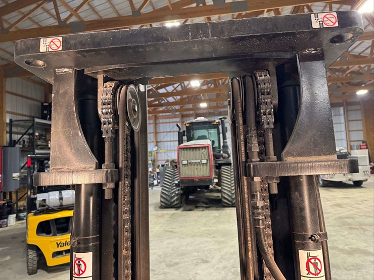 caterpillar-gp35-image-25