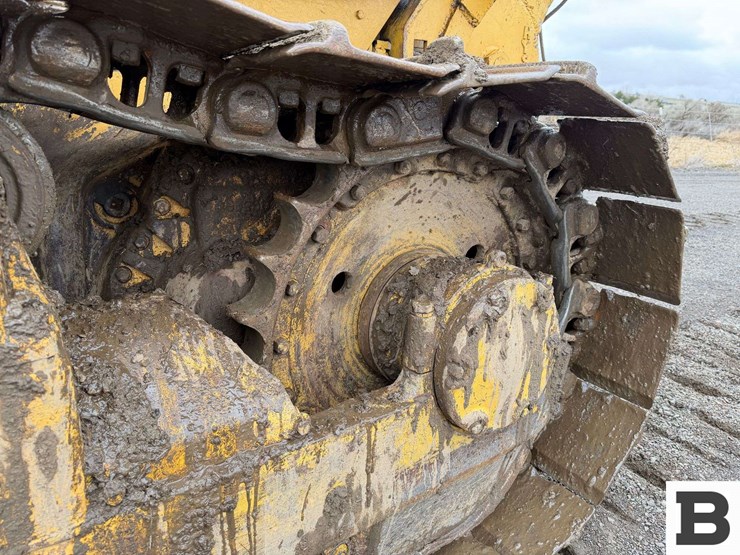 caterpillar-d6-image-19