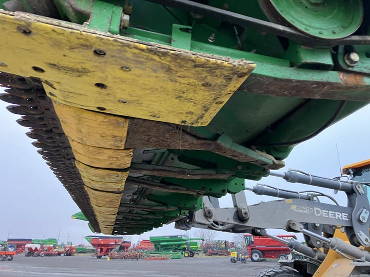 2011-john-deere-625f-image-14