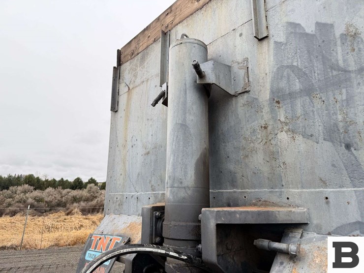 1966-fruehauf-end-dump-trailer-image-11