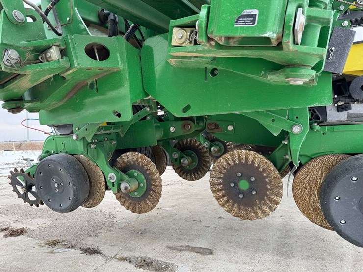 john-deere-1795-image-99