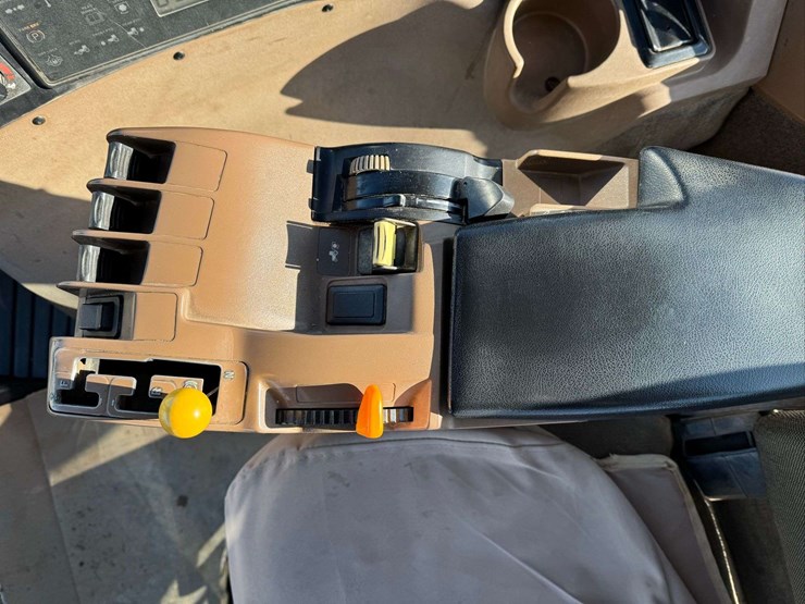 1998-john-deere-8100-image-34