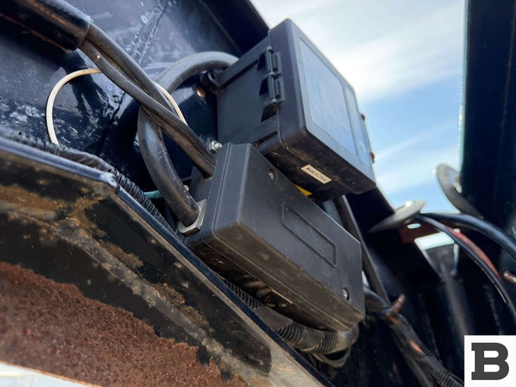 2014-pj-gooseneck-flatbed-trailer-image-13