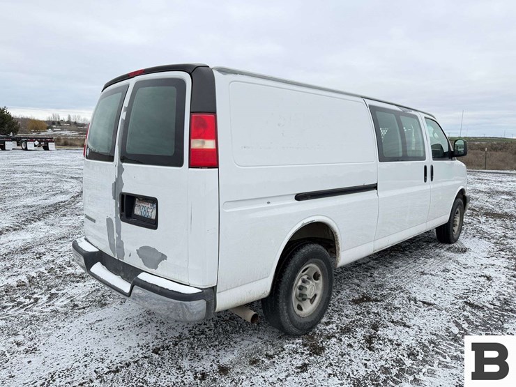 2007-chevrolet-express-2500-image-5