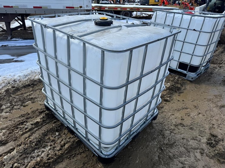 water-tank-tote-image-2