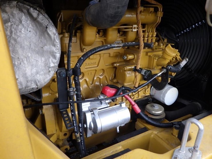 caterpillar-305.5-image-10