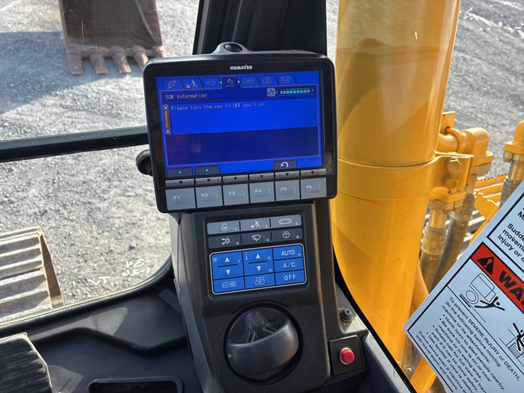 2017-komatsu-pc360-lc-11-image-83