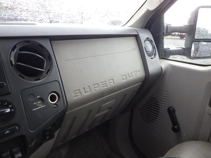 2008-ford-f350-image-36