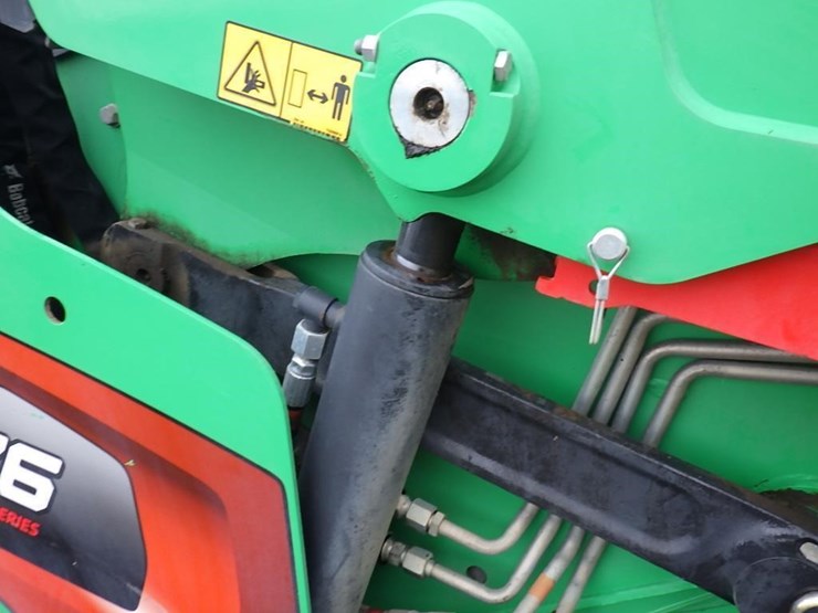 2025-bobcat-t76-image-17