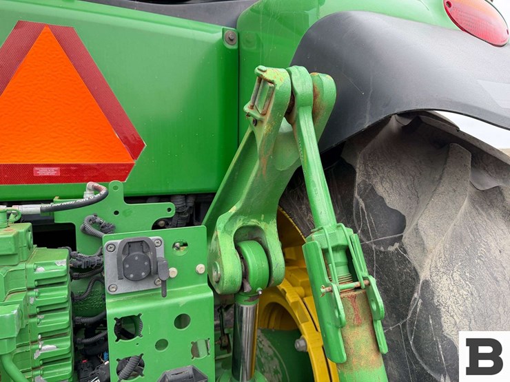 2012-john-deere-7260r-image-31