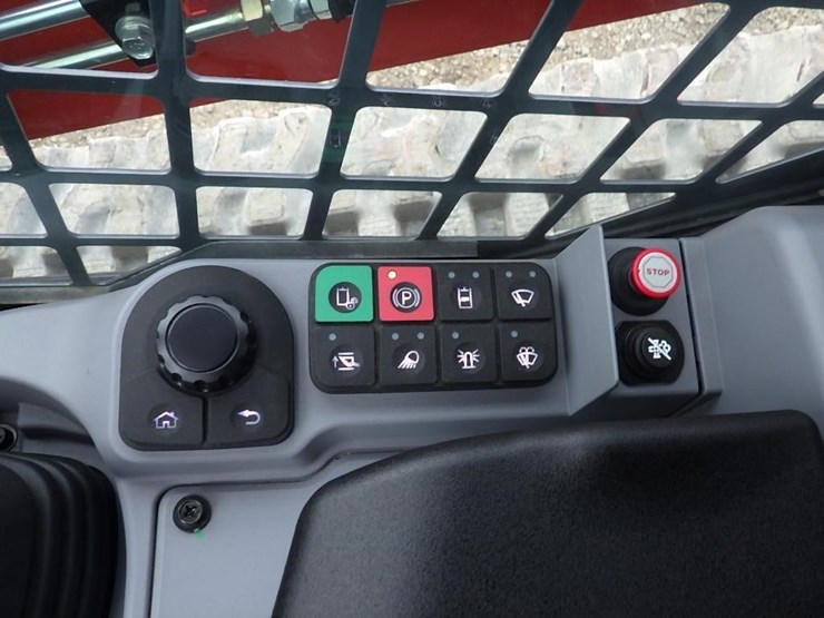 2024-kubota-svl75-3-image-32