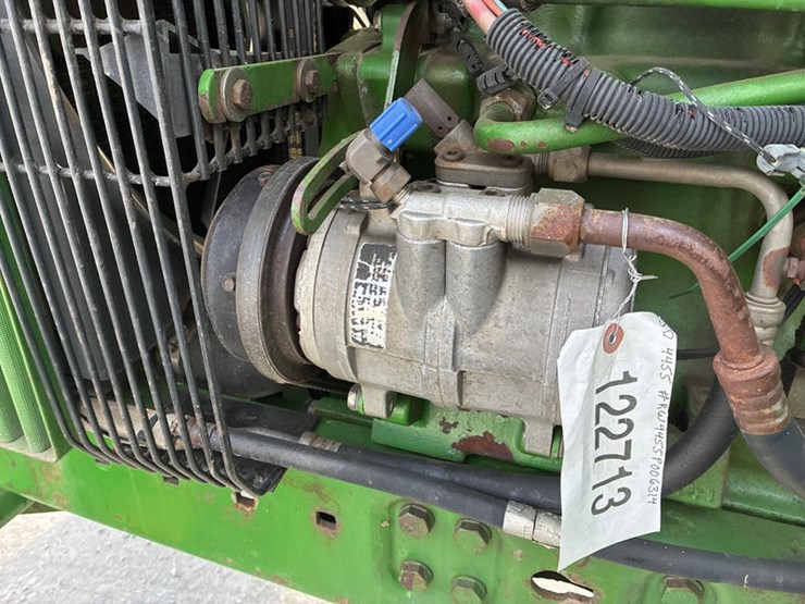 1990-john-deere-4455-image-35