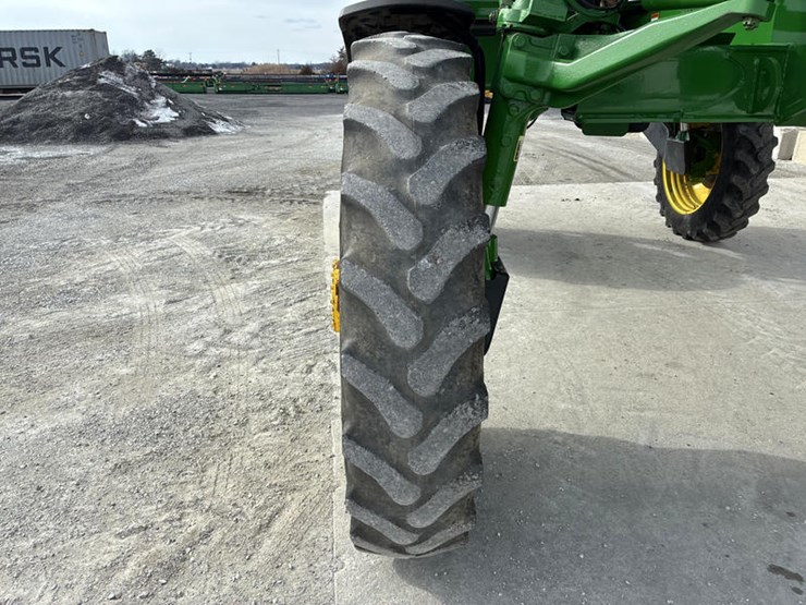 2014-john-deere-4830-image-53