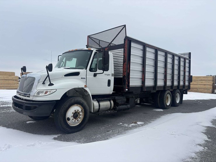 2012-international-durastar-4400-image-1