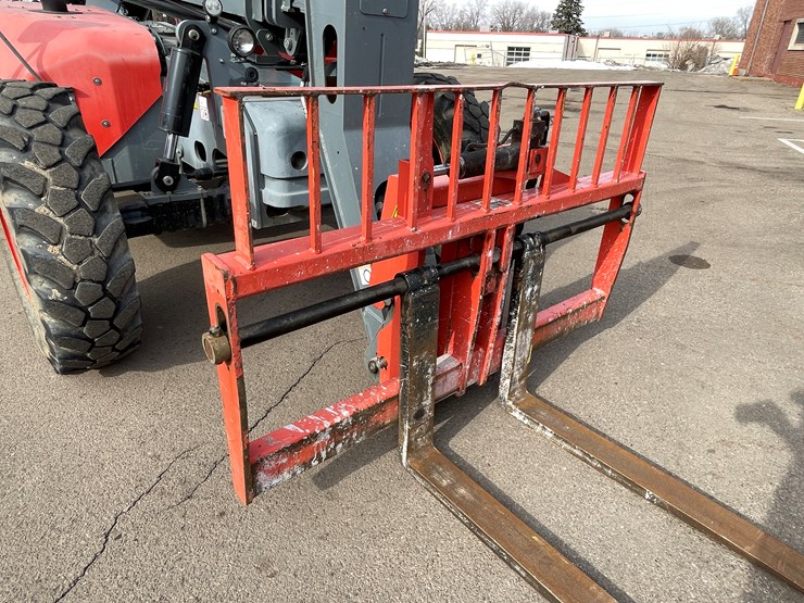 #130-•-2018-skyjack-sj843-telehandler-image-40