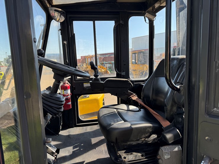 #108-•-2017-taylor-xh180-diesel-forklift-image-10