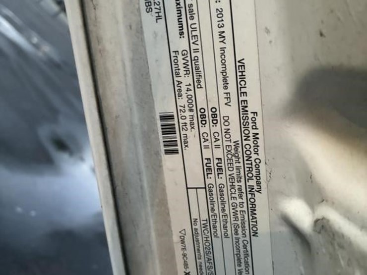 2013-ford-f250-xl-image-8