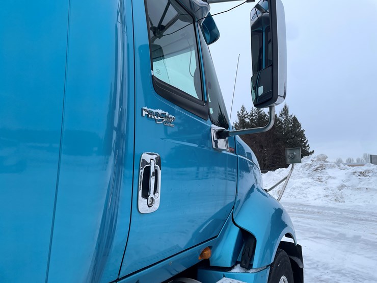 2009-international-prostar-image-29