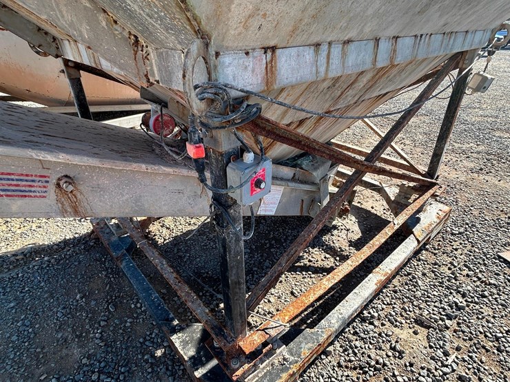 adams-weight-hopper-image-9