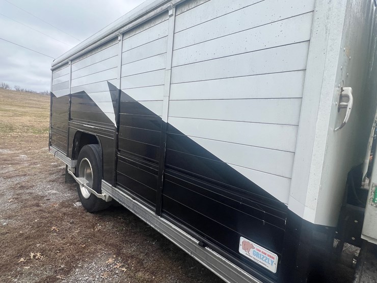 international-durastar-4300-image-14