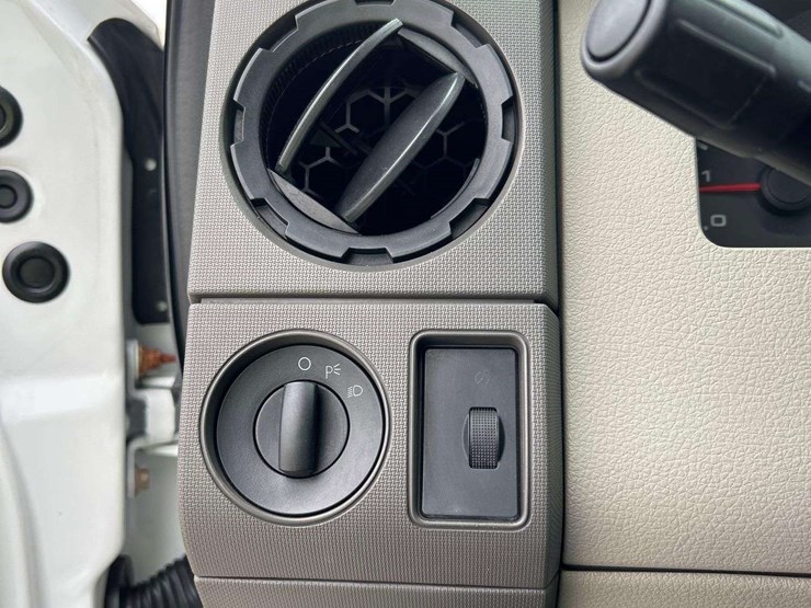 2008-ford-f250-image-14