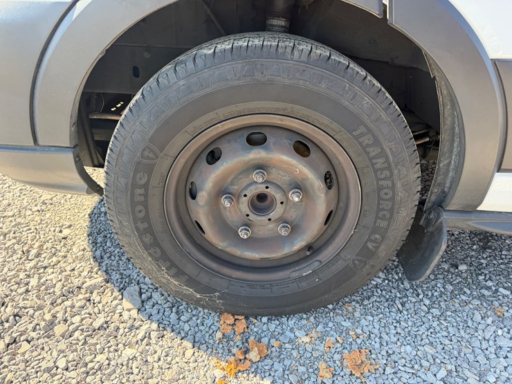 2019-ford-transit-image-8