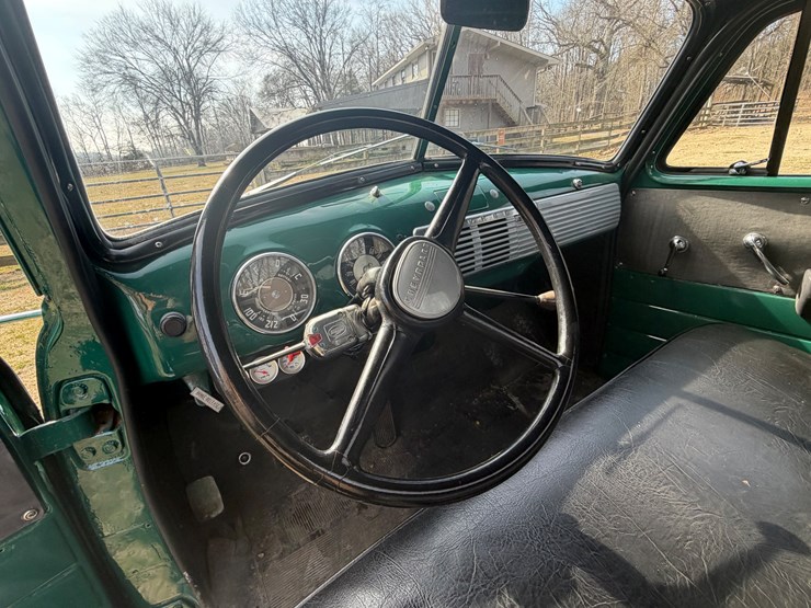 1952-chevrolet-3100-image-17