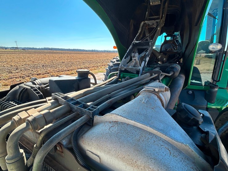 2004-john-deere-8320-image-38