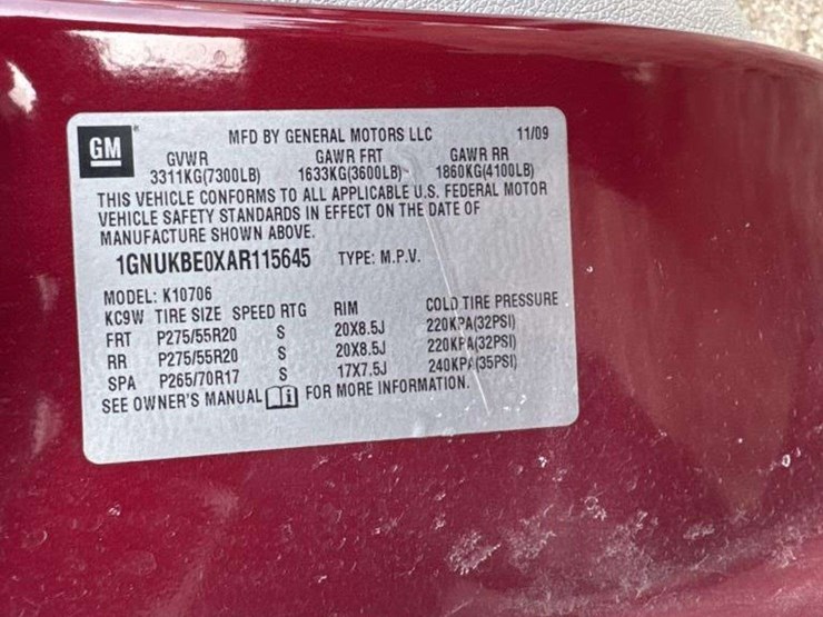 2010-chevrolet-tahoe-lt-image-24