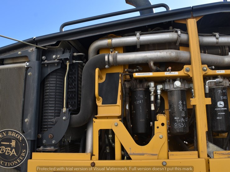 2013-deere-770g-image-55