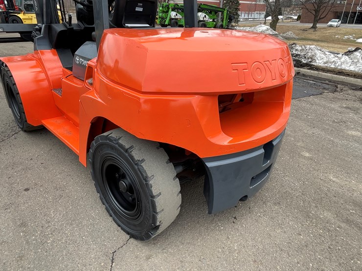 toyota-7fdu70-image-21