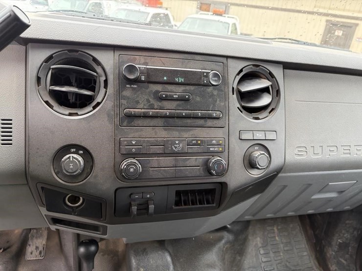 2013-ford-f250-image-16