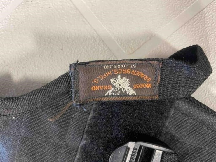 box-of-misc.-holsters-image-5