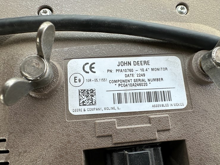 john-deere-10-image-5