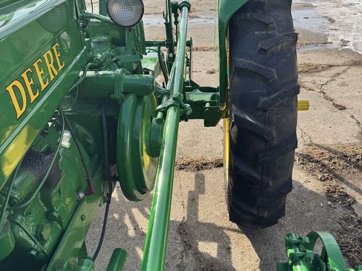 john-deere-h-image-30