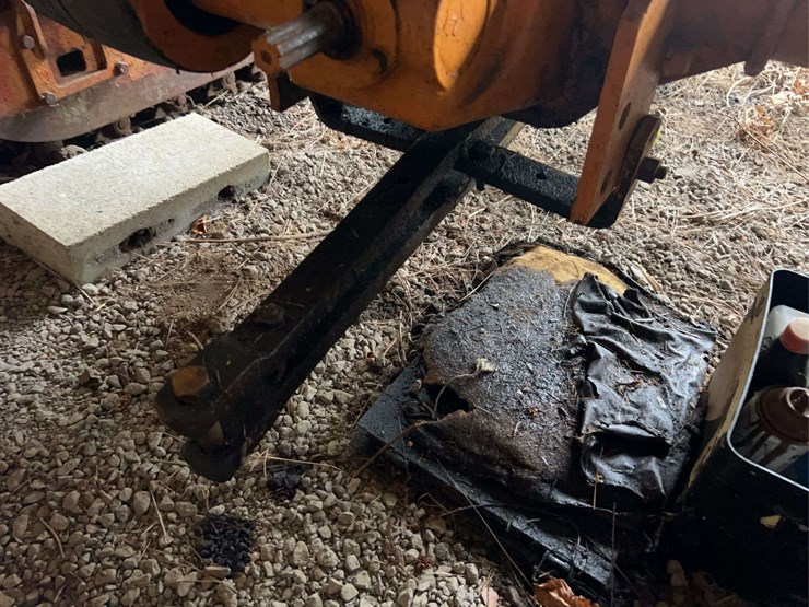 oliver/cletrac-crawler-image-27