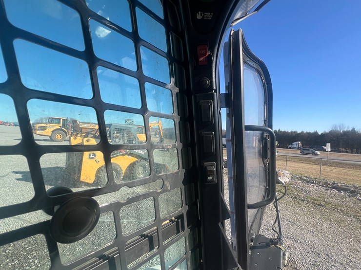 bobcat-t770-image-17