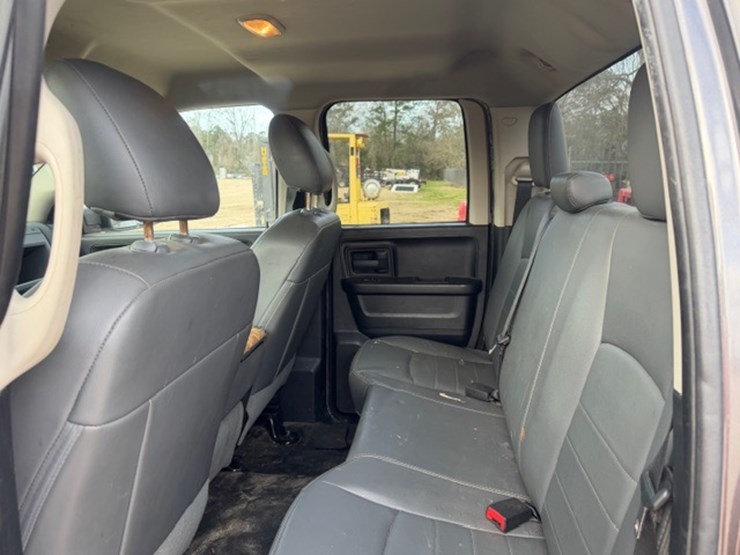 2014-dodge-ram-1500-image-27