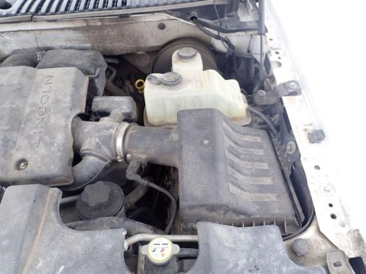 2009-lincoln-navigator-image-61