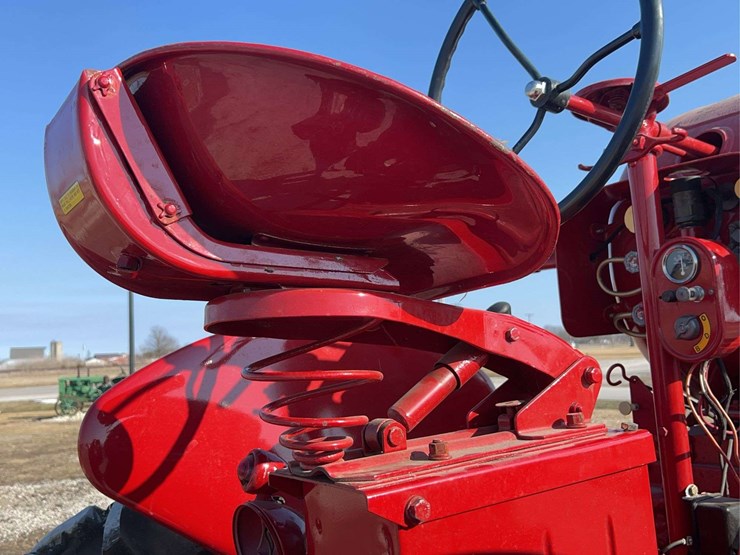 farmall-super-m-high-clearance-lp-image-52