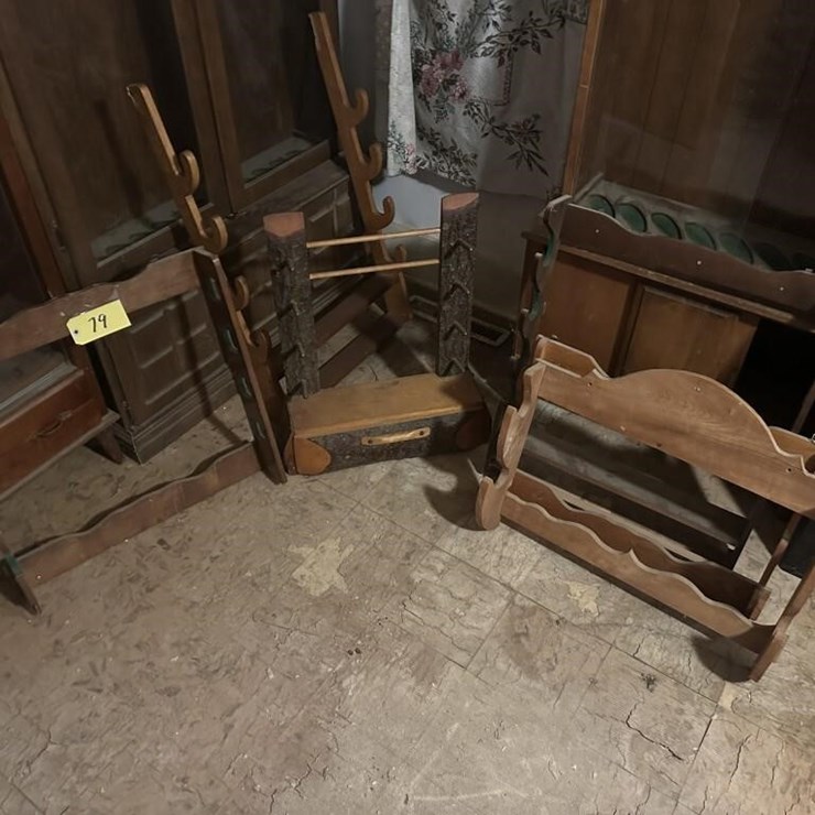 Wooden Gun Rack Displays