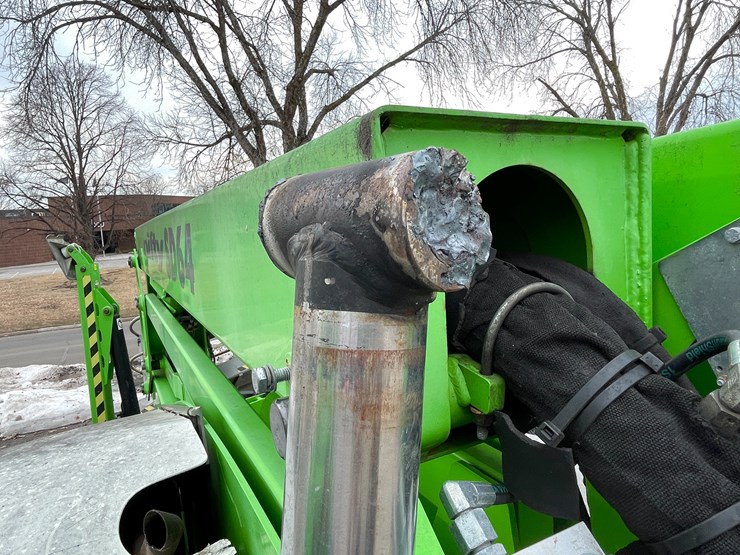 #4221-•-nifty-sd64-4x4x4-telescopic-boom-lift-image-25