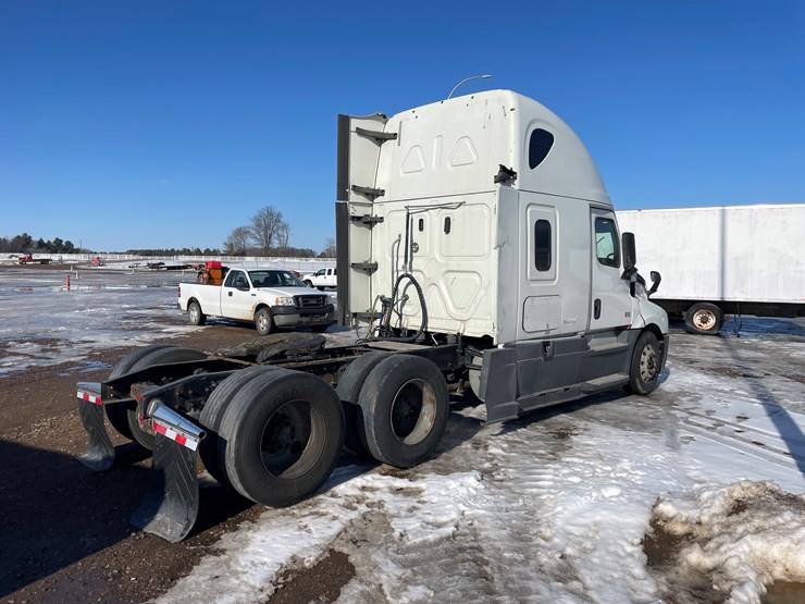 #1454-•-2019-freightliner-cascadia-truck-tractor**non-runner**-(has-mn-title)-image-3