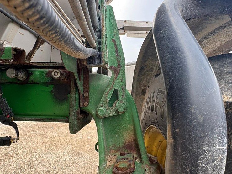 2019-john-deere-r-image-24