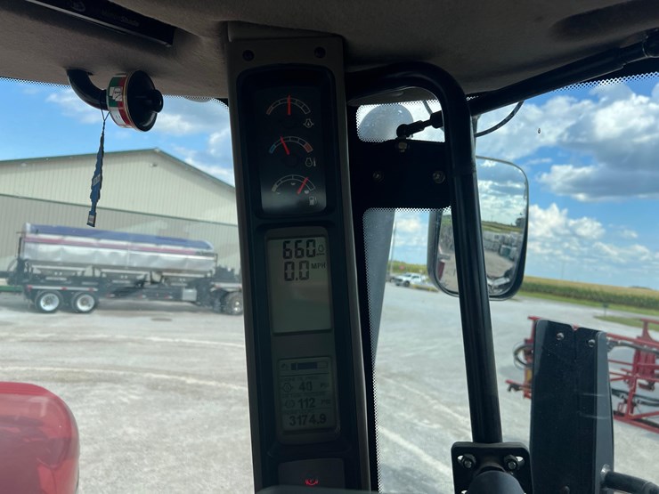 2015-case-ih-titan-3530-image-65